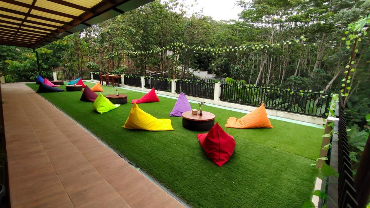 Kasuari Exotic Resort Magelang Exteriör bild