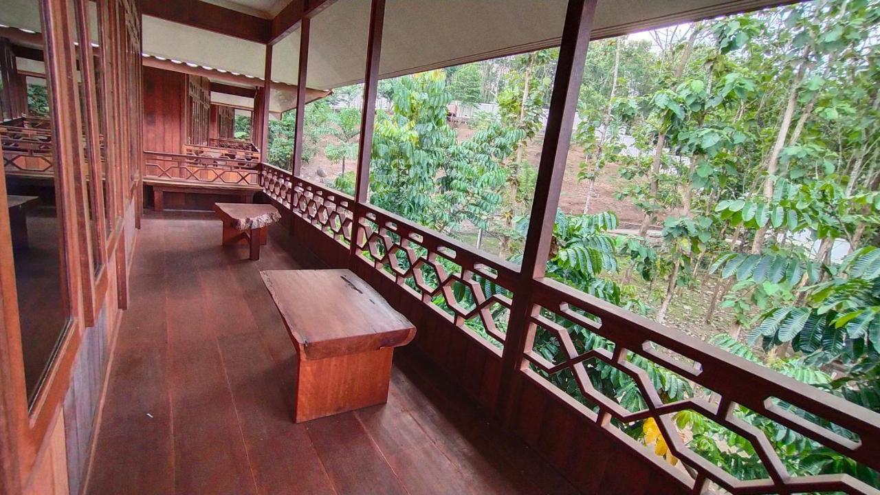 Kasuari Exotic Resort Magelang Exteriör bild